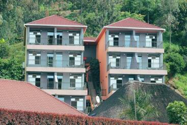 هتل Delta Resort