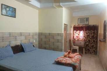 هتل Goroomgo Prateek Residency Digha