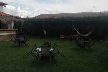 هتل Solar De La Villa Campestre
