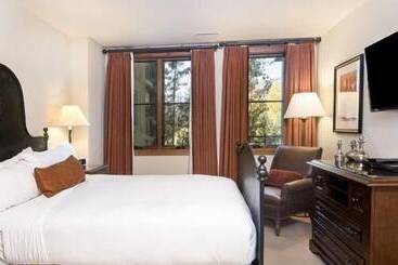 Отель Vail Ritz Carlton 2 Bed