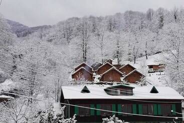 هتل Yesil Dus Vadisi Bungalow Restoran