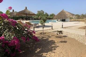 پانسیون Nino Ranch Lodge