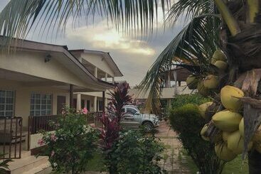 پانسیون Paloma Guest House & Restaurant