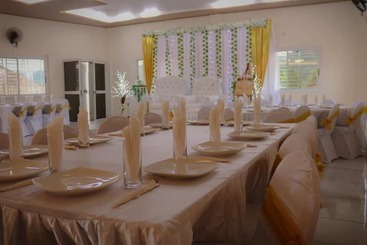پانسیون Paloma Guest House & Restaurant