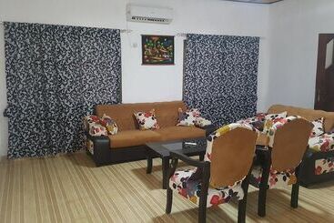 پانسیون Paloma Guest House & Restaurant
