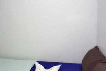 پانسیون Serge Kafe Apartelle