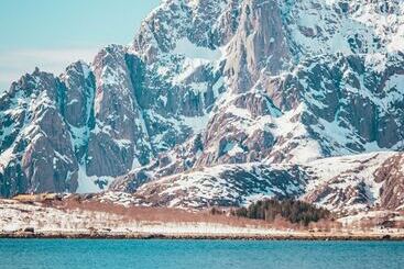 استراحتگاه Skårungen   Hotel, Cabins And Camping