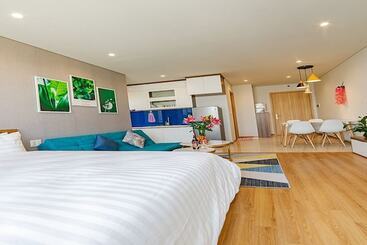 Advisor Travel Green Bay Halong