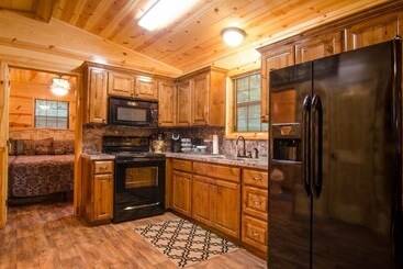 Arabella Cozy Nest With Hot Tub And Fire Pit In The Backyard By Redawning