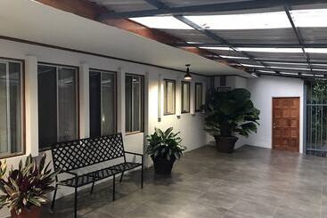مبيت وإفطار Casa Vista Del Rio