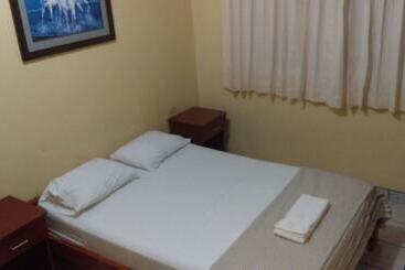 تختخواب و صبحانه Hospedaje 1249