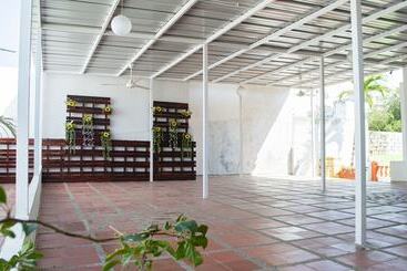 هاستل Maranatha Hostal