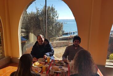 Hostal Phaxsi