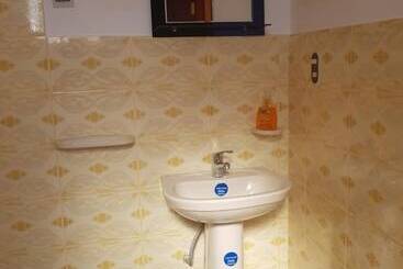 Hostal Phaxsi