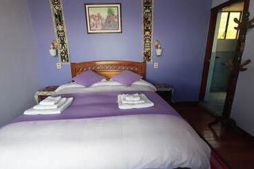 Hostal Phaxsi