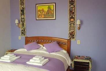 Hostal Phaxsi