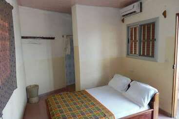 هتل Hôtel Sacha