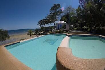 هتل Maria Nico Mystic Island Resort