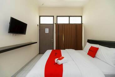 هتل Reddoorz @ Cangkring Street Cirebon