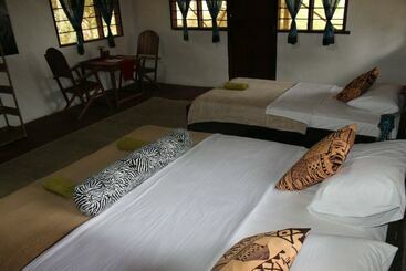 هتل Zarafa Tented Camp