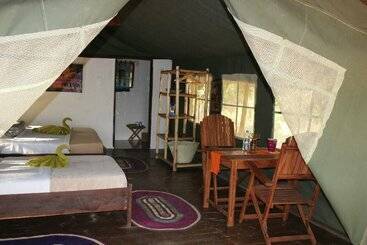 هتل Zarafa Tented Camp