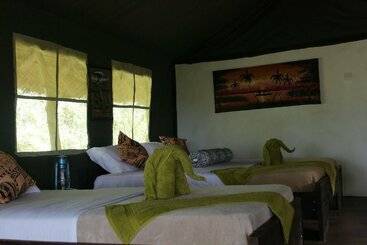 هتل Zarafa Tented Camp