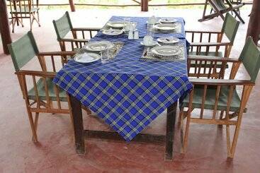 هتل Zarafa Tented Camp