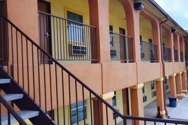 مُتل Texan Inn And Suites Tilden