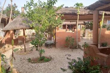 پانسیون Campement Baobab Chambres D Hotes 15mn De L Aeroport