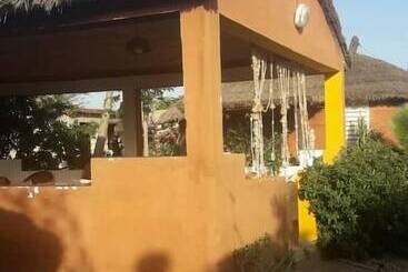 پانسیون Campement Baobab Chambres D Hotes 15mn De L Aeroport