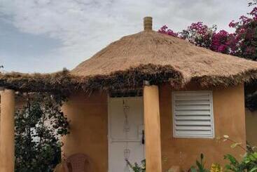 پانسیون Campement Baobab Chambres D Hotes 15mn De L Aeroport