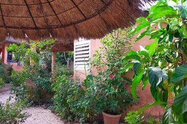 پانسیون Campement Baobab Chambres D Hotes 15mn De L Aeroport