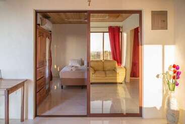 پانسیون Doctor Surf Guesthouse