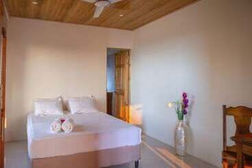 پانسیون Doctor Surf Guesthouse