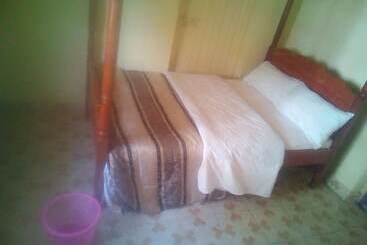 پانسیون Maleck Guest Rooms