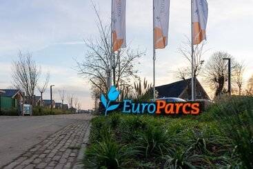استراحتگاه Europarcs De Kraaijenbergse Plassen