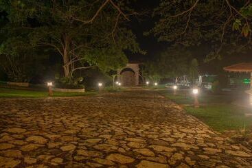 Samadhi Ecohotel By Rotamundos