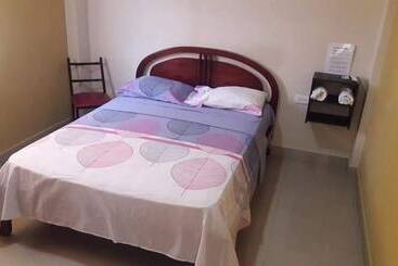 San Roque Hostal