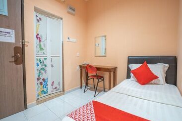 Spot On 89828 Hotel Seri Gemilang