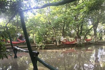هاستل Nam Thanh Homestay