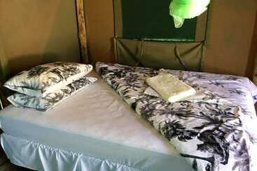 هاستل Twyfelfontein Tented Camp