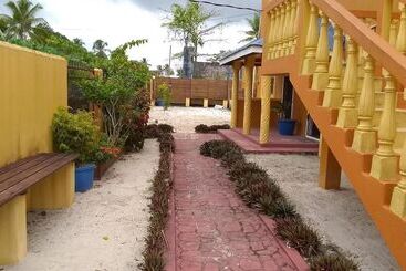 تختخواب و صبحانه Ms Holder S Comfort Villa