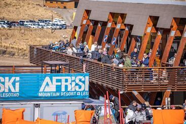 هتل Afriski Mountain Resort