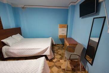 هتل Hostal Don Pablito