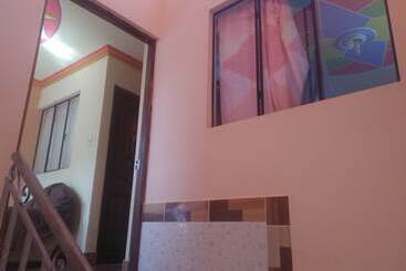 هتل Hostel Celeste