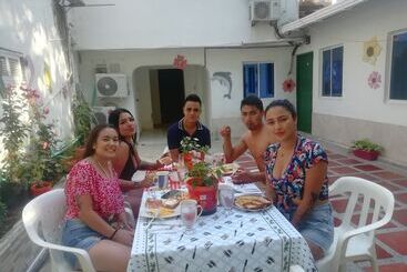 هتل House Marfito Airport
