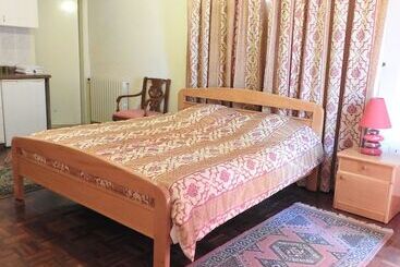 هتل Hôtel La Bastide Deir El Qamar
