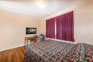 هتل Ocean Beach Suites