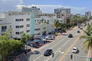 هتل Ocean Beach Suites