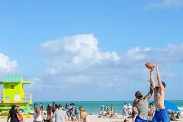 هتل Ocean Beach Suites